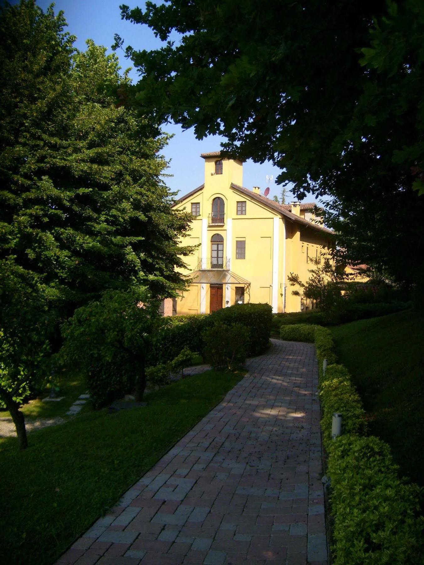 Casa Dei Frati Hotel Asti Kültér fotó